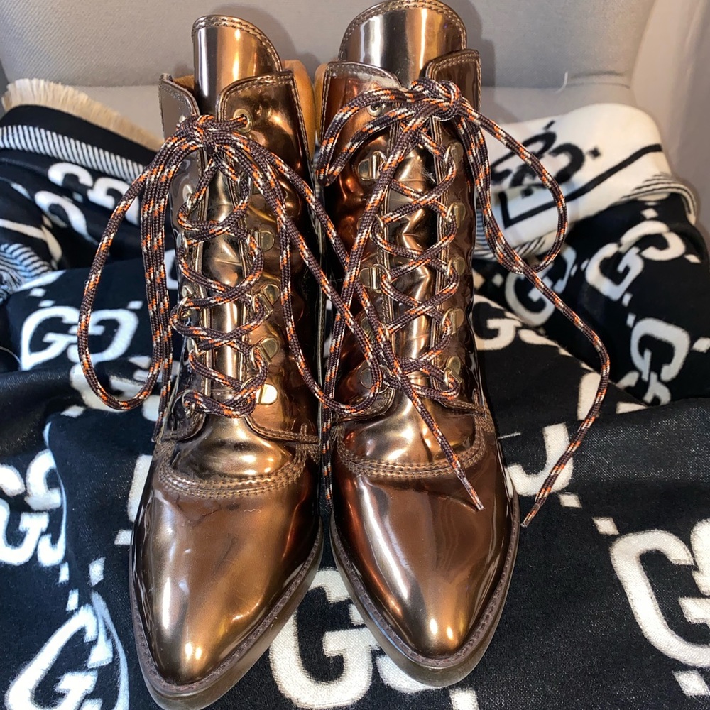 Stuart Weitzman x GiGi Hadid Cooper Booties Sz. 7